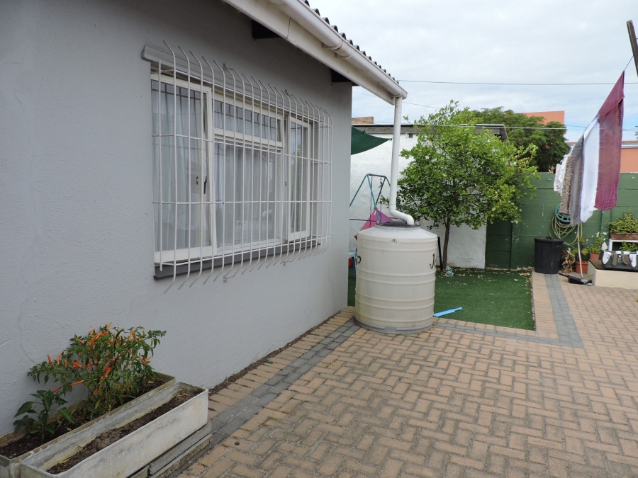 4 Bedroom Property for Sale in Vanguard Western Cape